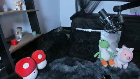 lucyjade2 online show from May 2026 09:11:01 PM