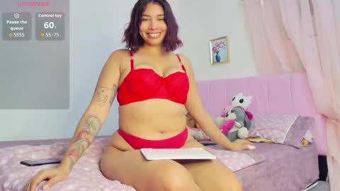 Snapshot of lucymartelli chatting on September 2025 11:26:01 AM Lucy online show from September 2025 11:26:01 AM