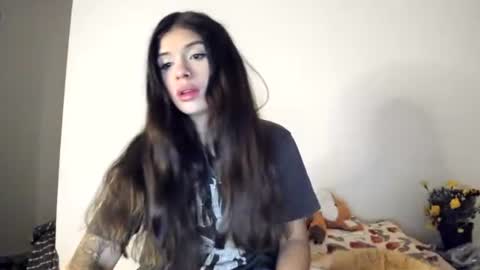lucyportman online show from May 2026 05:59:02 AM