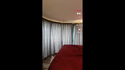 Lucy Vybes and Go-Gert online show from April 2026 01:54:01 AM