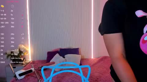 Lucy Wold online show from July 2026 09:51:01 PM