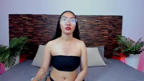 Lucy Liiu online show from June 2026 08:13:02 PM