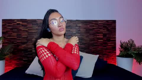 Lucy Liiu online show from July 2026 10:16:02 PM