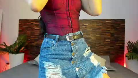 Lucy Liiu online show from July 2026 08:11:01 PM