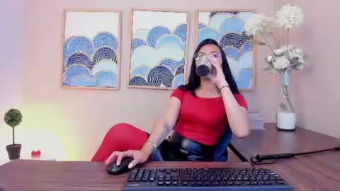 Lucy Liiu online show from July 2026 08:24:02 PM