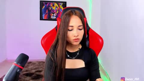 Snapshot of lucyy_rose chatting on February 2026 01:31:02 AM o online show from February 2026 01:31:02 AM