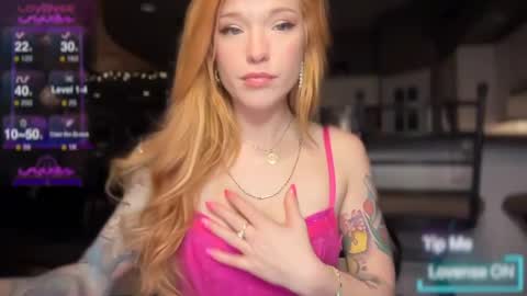 Luubeam             INSTA luubeammm TWITTER lunaisreallycu1 online show from February 2025 12:00:02 AM