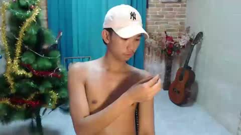 lui_the_fucker online show from December 2024 05:10:02 AM