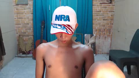 Snapshot of lui_the_fucker chatting on March 2026 05:33:02 AM lui_the_fucker online show from March 2026 05:33:02 AM