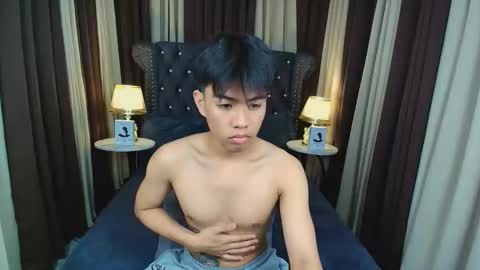 Snapshot of luigi_moreno chatting on January 2026 04:20:02 PM luigi_moreno online show from January 2026 04:20:02 PM