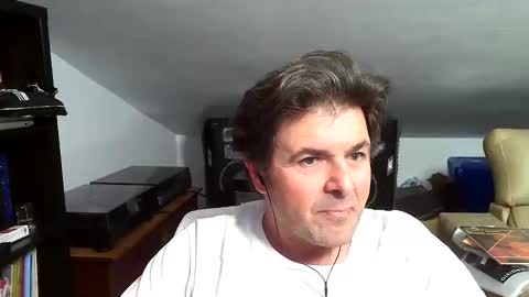 LUIGIJOHN online show from March 2026 06:23:01 PM