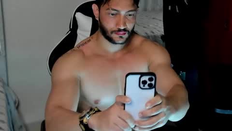 luis_baptista online show from December 2024 04:53:01 AM