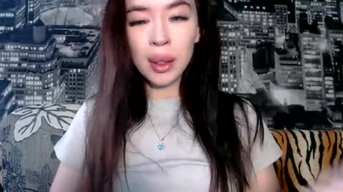 luisa lovedom online show from June 2026 07:05:02 AM