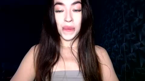 luisa lovedom online show from July 2026 07:06:02 AM
