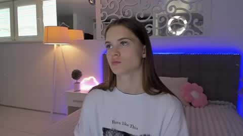 LuisaClover online show from July 2026 12:56:02 PM