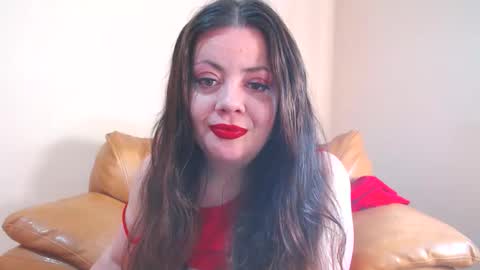 Snapshot of luisahornydoll chatting on April 2026 06:29:02 AM Cassie online show from April 2026 06:29:02 AM