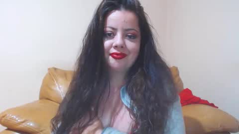 Snapshot of luisahornydoll chatting on May 2026 08:27:01 PM Cassie online show from May 2026 08:27:01 PM