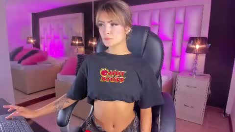 Luisa  online show from June 2026 03:23:01 PM