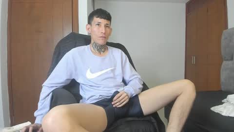 Snapshot of lujuriau_u chatting on September 2025 03:54:01 AM lujuriau_u online show from September 2025 03:54:01 AM