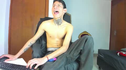 Snapshot of lujuriau_u chatting on October 2025 04:56:02 AM lujuriau_u online show from October 2025 04:56:02 AM