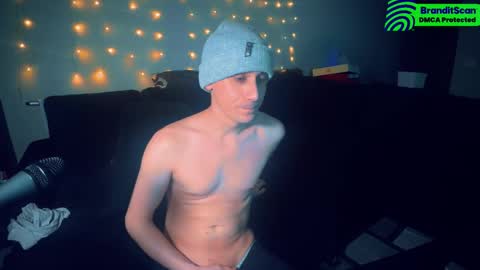 Snapshot of lukatripp chatting on December 2024 05:27:02 AM lukatripp online show from December 2024 05:27:02 AM