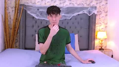 luke_carter online show from October 2025 01:09:01 PM