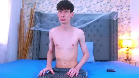 luke_carter online show from October 2025 01:04:02 PM