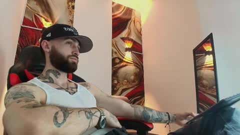 LUKE online show from October 2025 01:33:02 PM