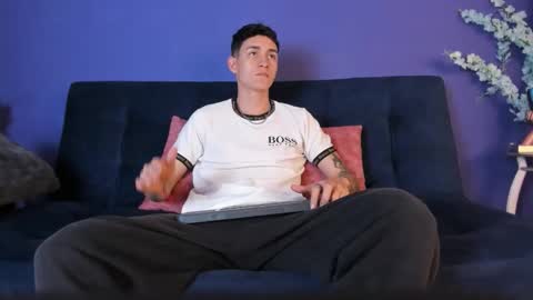 Luke online show from November 2025 04:08:02 PM