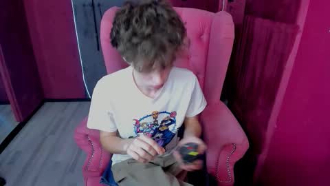 Luke online show from November 2025 11:45:01 AM