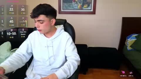 Snapshot of lukeboyce chatting on October 2025 09:48:01 PM lukeboyce online show from October 2025 09:48:01 PM