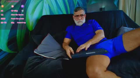 Snapshot of lukecrews chatting on September 2025 07:37:02 PM Luke Crews online show from September 2025 07:37:02 PM