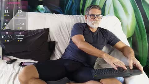 Snapshot of lukecrews chatting on January 2026 06:46:02 PM Luke Crews online show from January 2026 06:46:02 PM