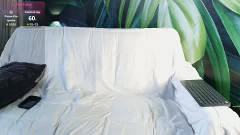 Snapshot of lukecrews chatting on January 2026 05:50:01 PM Luke Crews online show from January 2026 05:50:01 PM