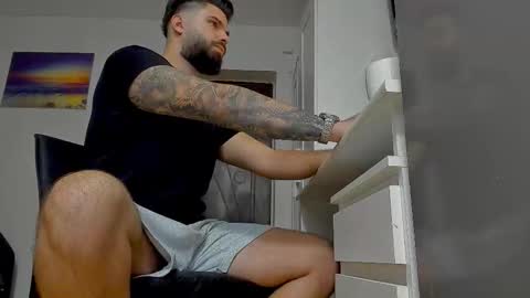 Snapshot of lukedenver chatting on October 2025 11:39:02 AM Luke online show from October 2025 11:39:02 AM