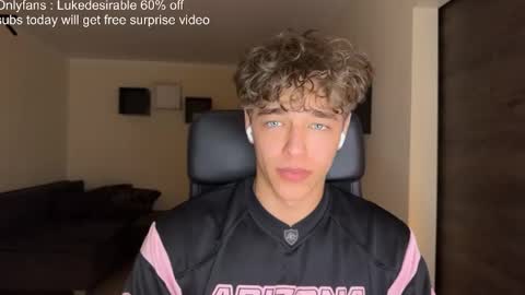 lukedesirable online show from April 2026 07:12:01 PM