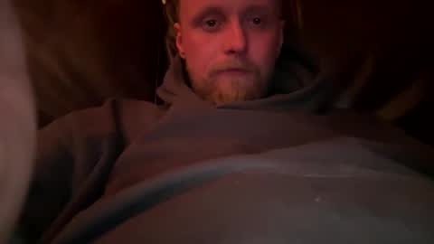 lukeeeeey96 online show from March 2026 01:31:02 AM