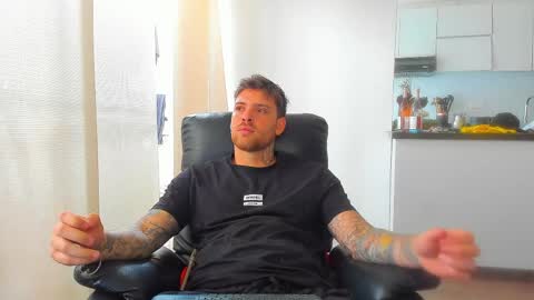 Luke online show from April 2026 04:18:01 PM