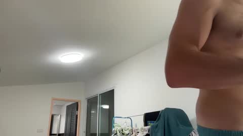 MR. Luke Gunn online show from January 2025 02:22:02 AM