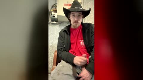 lukekibbe27 online show from February 2026 12:07:01 AM