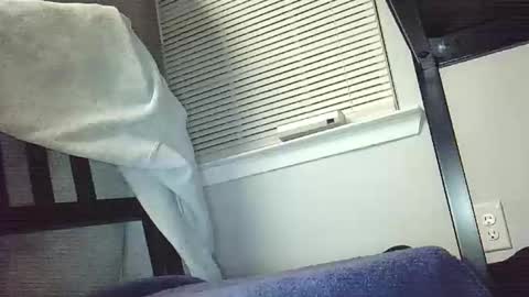 Luke online show from November 2025 04:02:02 AM