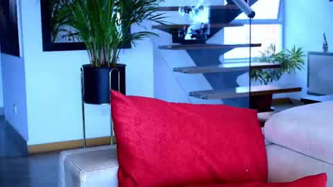 Lukhas f4f online show from November 2025 08:08:02 PM