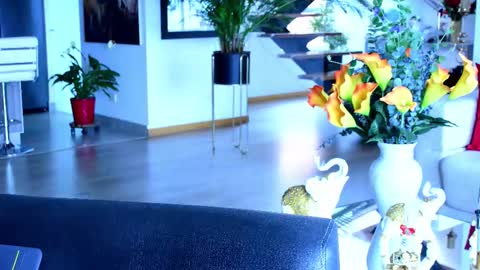 Lukhas f4f online show from March 2026 05:19:01 PM