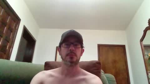 Snapshot of lukz88bigcock chatting on February 2026 11:12:01 PM Luke online show from February 2026 11:12:01 PM