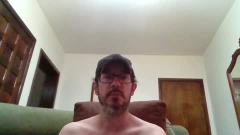 Snapshot of lukz88bigcock chatting on March 2026 02:07:02 AM Luke online show from March 2026 02:07:02 AM