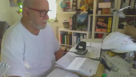 Snapshot of luley58 chatting on March 2026 08:15:01 AM luley58 online show from March 2026 08:15:01 AM