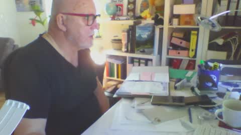 Snapshot of luley58 chatting on April 2026 07:42:01 AM luley58 online show from April 2026 07:42:01 AM