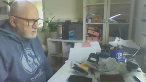 Snapshot of luley58 chatting on May 2026 09:39:02 AM luley58 online show from May 2026 09:39:02 AM