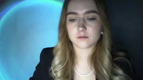 Lulu Baby18 online show from February 2025 10:00:01 PM