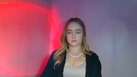 Lulu Baby18 online show from March 2025 02:23:02 PM